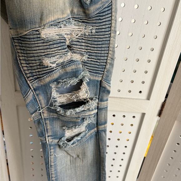 Rue21 Distressed Blue Skinny Jeans - Picture 6 of 6